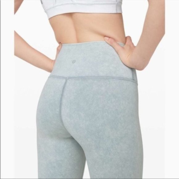 Lululemon Wunder Under High-Rise Tight Snow Washed chambray 28" NWOT size 12 - Picture 2 of 12